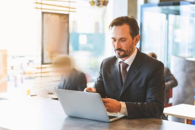 Komuta sizde kafeteryasında gadget'lar ile eğlenceli