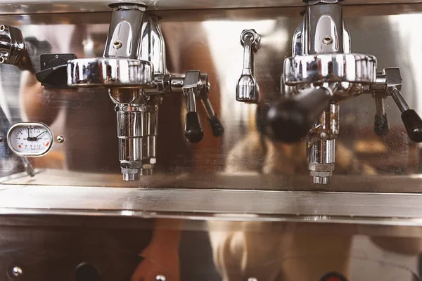Metalic espresso maker in a bar — Φωτογραφία Αρχείου