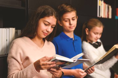 Geleneksel kitap ile öğrenme