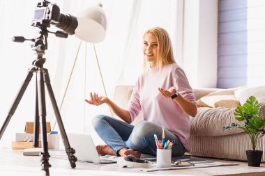 Usta freelancer bloglama evde