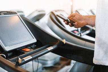 Koşu bandı, spor adamı