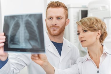 Onların işi ciddi tıbbi danışmanlar