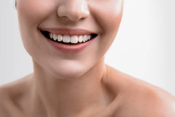 完璧な白い笑顔でハッピー ガール — ストック写真
