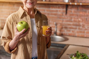 Sağlıklı beslenme üst düzey hanımefendi seviyor