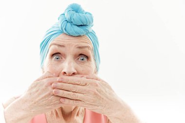 Üst düzey Bayan onu şok ifade