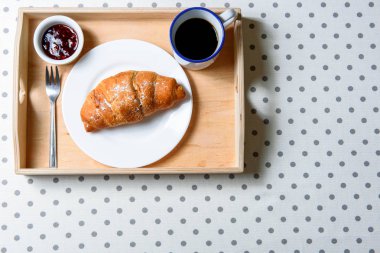Bir kişi için lezzetli breakfast