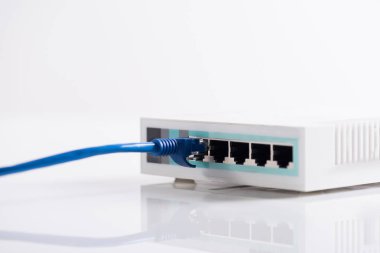 Kablosuz modem uzun kablosu ile