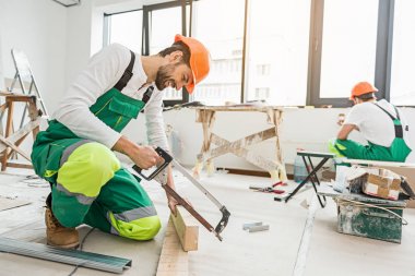 Konsantre inşaatçılar gerekli tadilat yapma