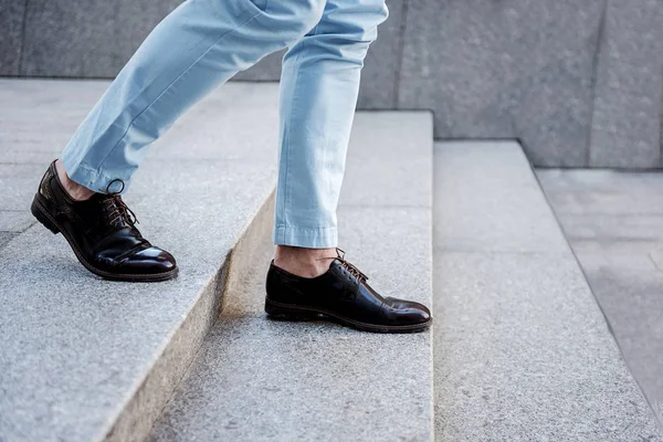 Active stylish man waking ahead — Stock Photo, Image