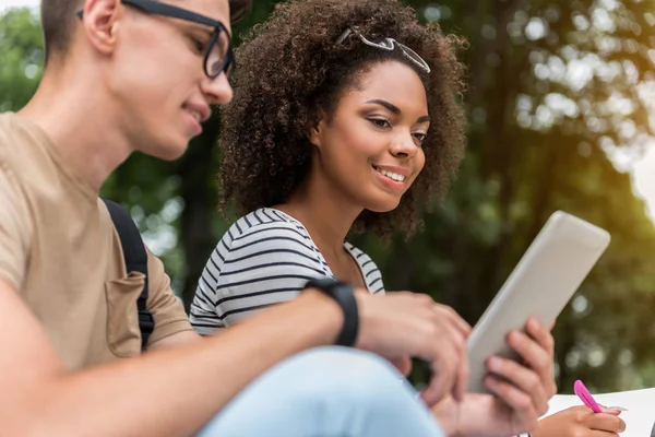 Modern teknoloji ile pozitif öğrencileri