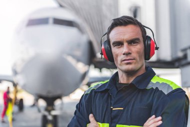 İş airdrome olan sakin adam