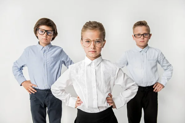 Agradable inteligente niños están expresando seguridad — Foto de Stock