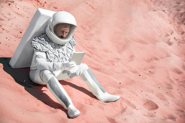 Σοβαρή αστροναύτης εντόπιση στην έρημο — Φωτογραφία Αρχείου