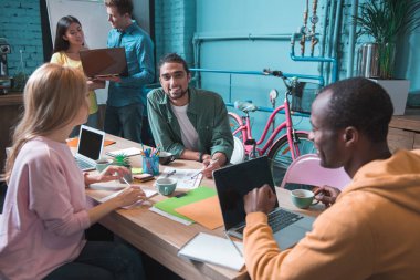 Başlangıç organizasyon hoş profesyonel yaratıcı ekibi