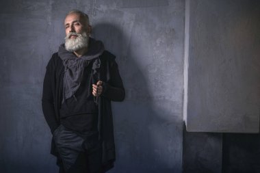 Neşeli üst düzey evde diyorum