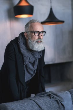 Ciddi dedesi dairede diyorum