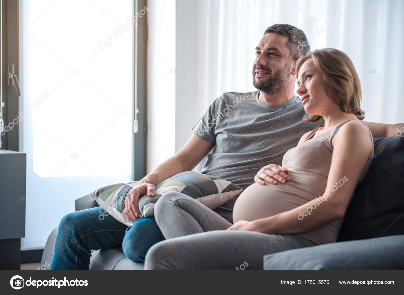 Why dream of touching the belly of a pregnant girl and at the same time feel like pushing a child Why dream of touching the belly of a pregnant girl and at the same time feel like pushing a child