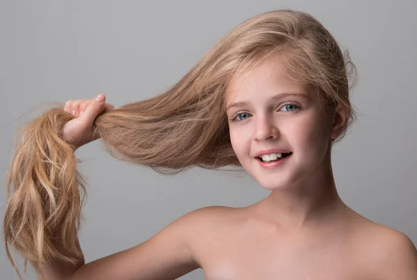 Lovely female child is feeling delight — Stock Photo, Image