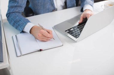 Ofis işi işadamı eller