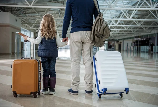 заезд выезд всех детей и сотрудников