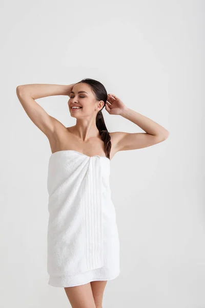 Contented lady posing in the towel — Stock Photo, Image