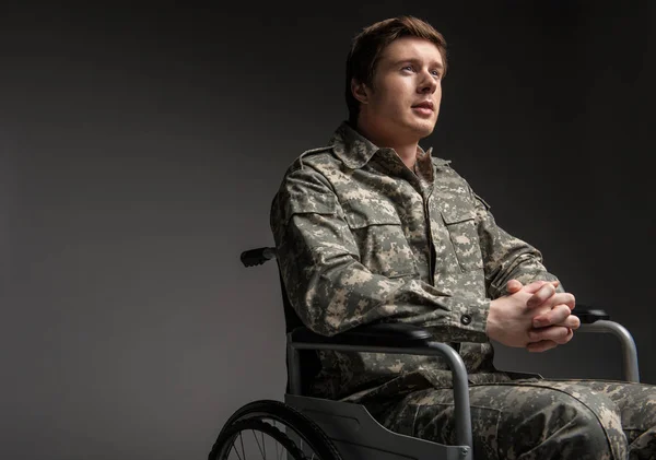 Hoppfull handikappade veteran hoppas på bäst — Stockfoto