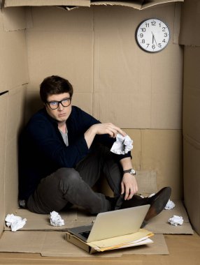 Depresif Yöneticisi yorgunluk iş yerinde ifade