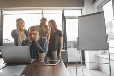 Başarısız başlangıç projesi olan girişimciler