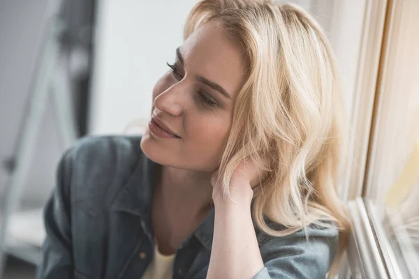 Calm beautiful girl being pensive — Stock Photo, Image