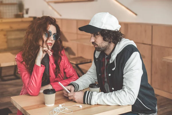 Serious couple having date in cafe — Stock Photo, Image