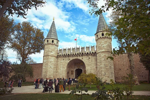 Portão do palácio sultões otomanos em Istambul — Fotografia de Stock