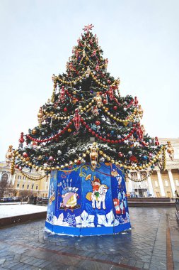 Noel ağacı kış zamanında