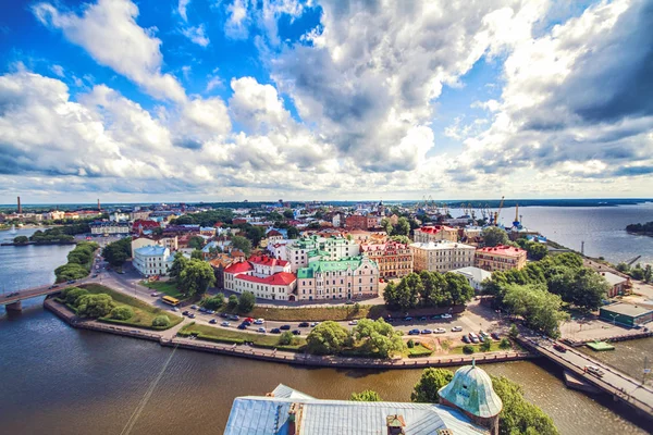 Paisaje urbano de Vyborg en el día de verano —  Fotos de Stock