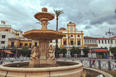 Espana Meydanı, Merida