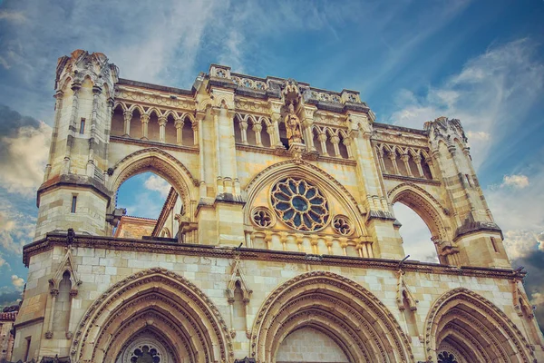 Gotische Kathedrale von Cuenca in Spanien — Stockfoto