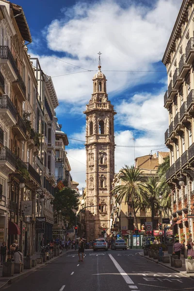 Valencia şehrindeki Santa Catalina Kulesi