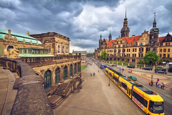 Ciudad vieja de Dresde antes de la tormenta — Foto de Stock