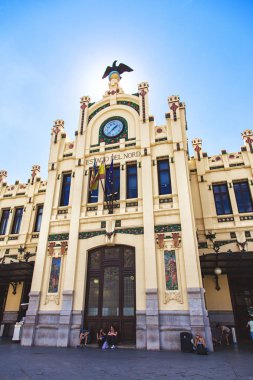 Valencia'da Kuzey İstasyonu cephe