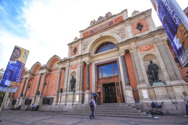 NY Carlsberg Glyptotek cephe ve giriş