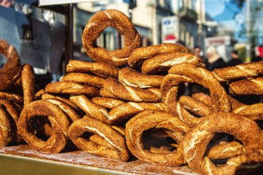 Istanbul'da Simit simit ekmek denir