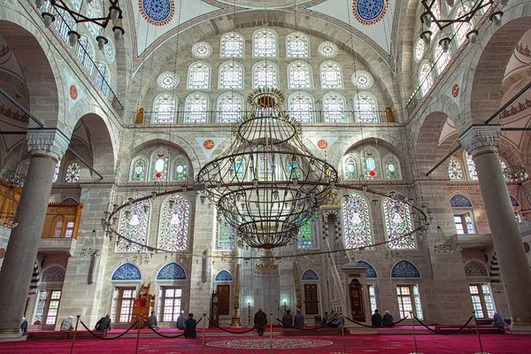 ミフリマ ・ スルタン ・ スルタン モスクの内部 — ストック写真