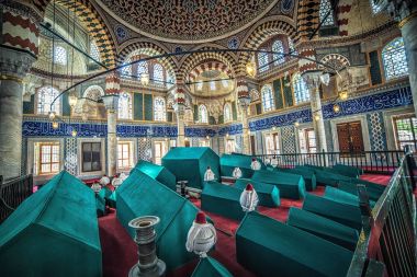 Sultan Selim II Türbesi iç