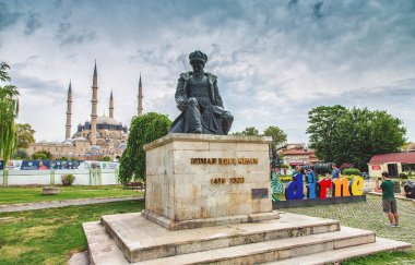 Selimiye Camii, Mimar Sinan tarafından 1575 yılında yaptırılmıştır. Edirne