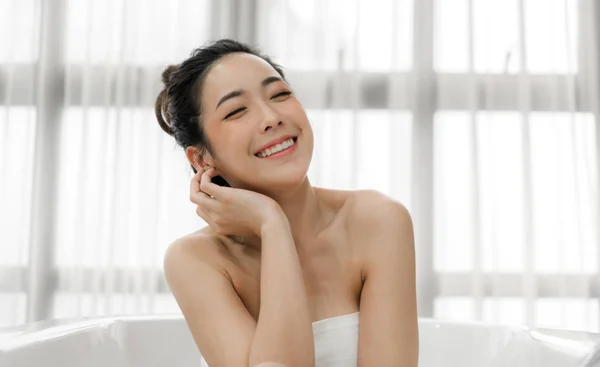 Schöne Frau Perfektes Lächeln Schönheit Gesundheit Care Beauty Und Spa — Stockfoto