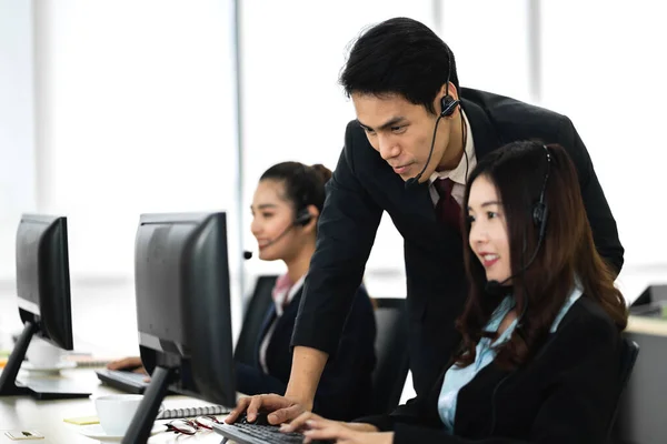 Group Happy Smiling Business Operator Customer Support Team Phone Services — Stock Photo, Image