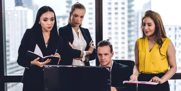 Gruppe Professioneller Geschäftstreffen Und Diskussionen Mit Neuem Startup Ideenprojekt Kreative — Stockfoto