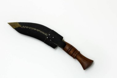 El yapımı deri kılıf içinde ahşap saplı bıçak. 