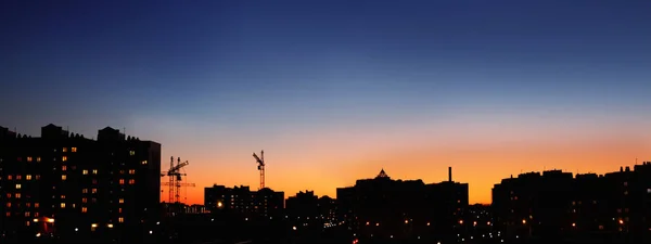 Городские Огни Ночью Панорамное Изображение Города Закате — стоковое фото