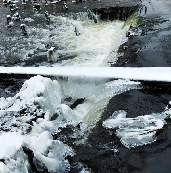 River Rapids Jégcsapok Téli Táj — Stock Fotó