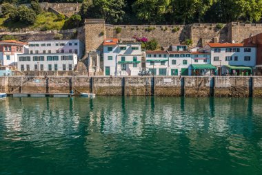 Waterfront binalar San Sebastien Bask İspanya